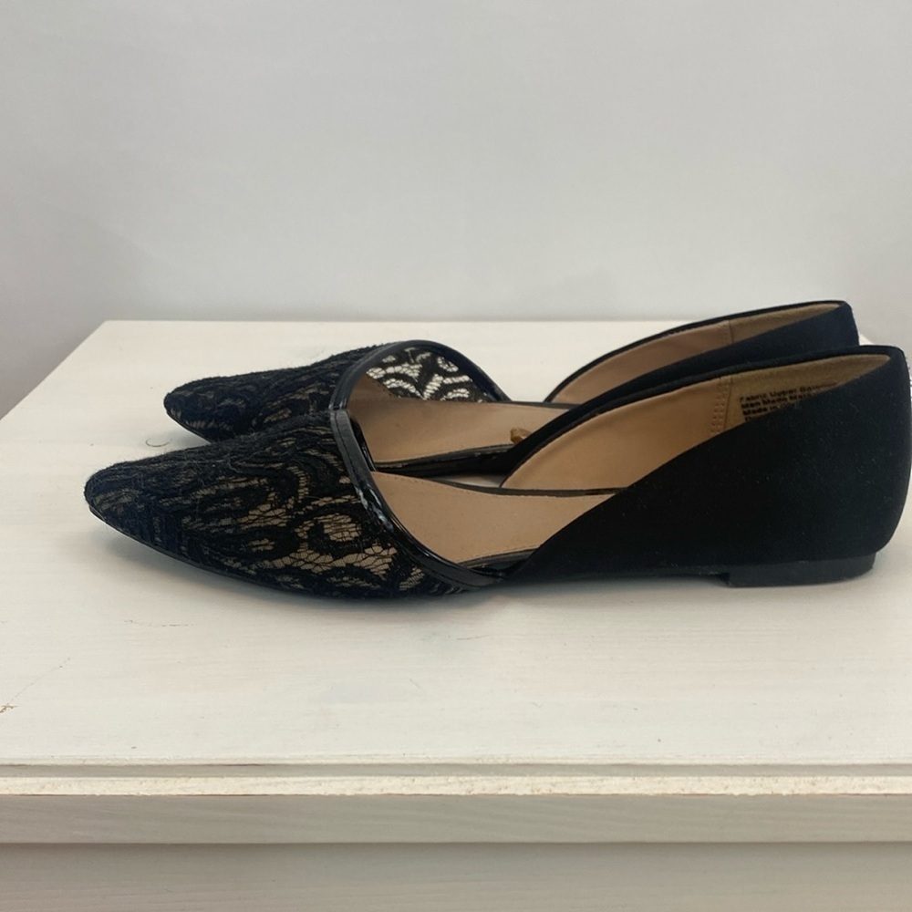 Black Lace Pointed Toe Flats
